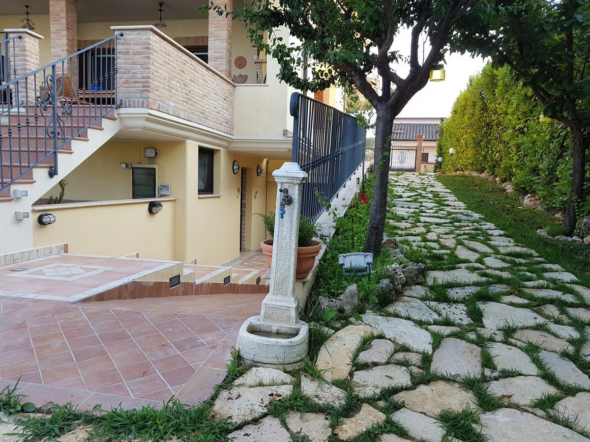 B&B Villa Sole Controguerra Exterior foto